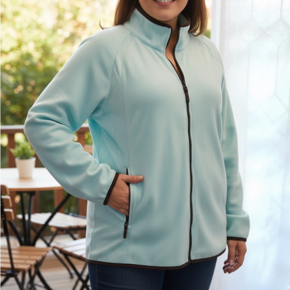 Xersion baby Blue Jacket 2X with Grey trim NWOT